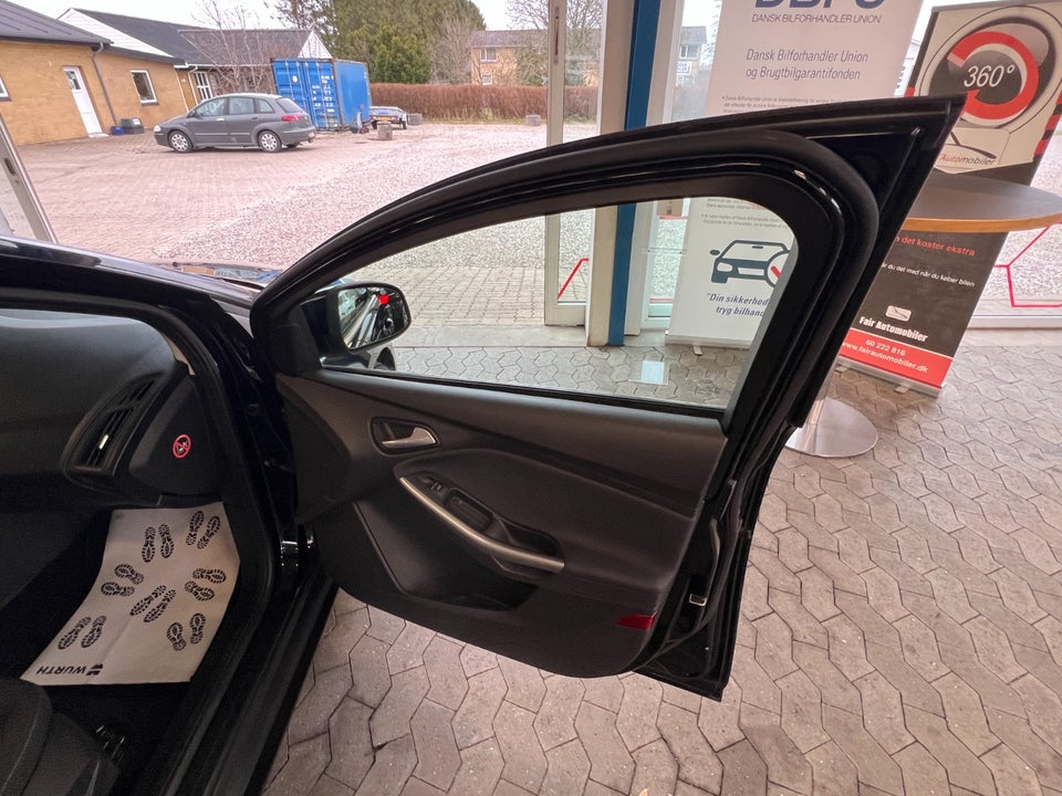 Ford Focus 1,0 SCTi 125 Titanium 5d