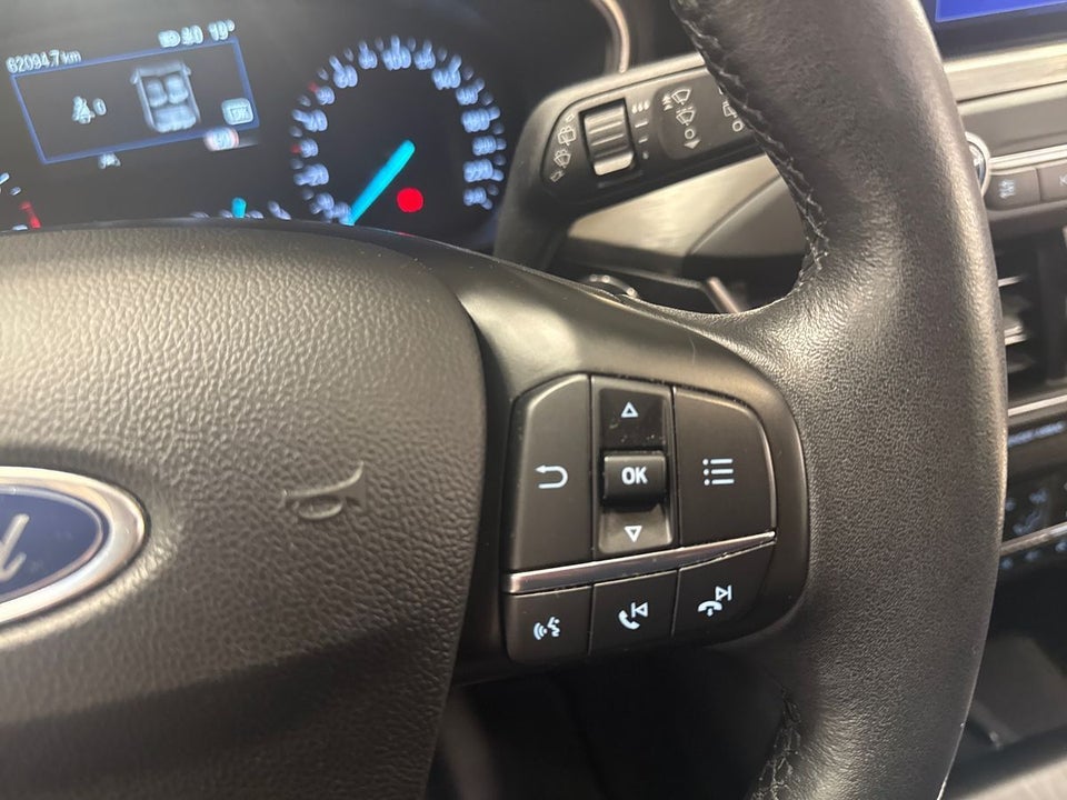 Ford Focus 1,0 EcoBoost Titanium aut. 5d