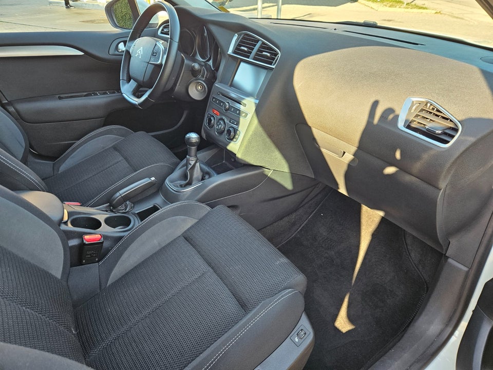 Citroën C4 1,6 BlueHDi 100 Millesime 5d