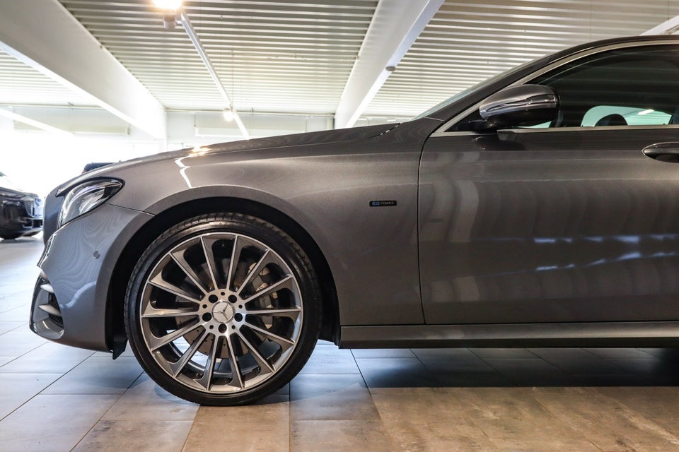 Mercedes E300 de 2,0 AMG Line aut. 4d