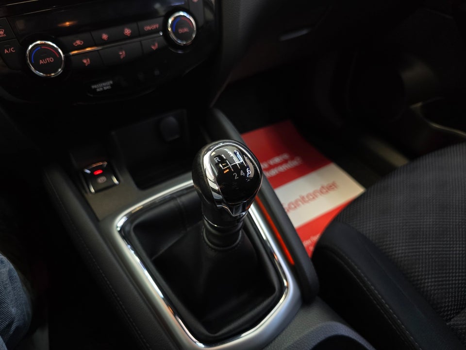 Nissan Qashqai 1,2 Dig-T 115 Acenta 5d