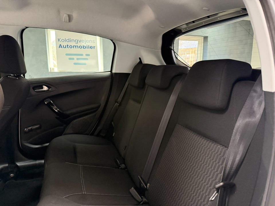 Peugeot 208 1,6 BlueHDi 75 Active 5d