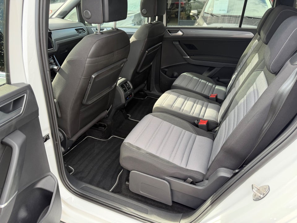VW Touran 1,5 TSi 150 R-line DSG 7prs 5d