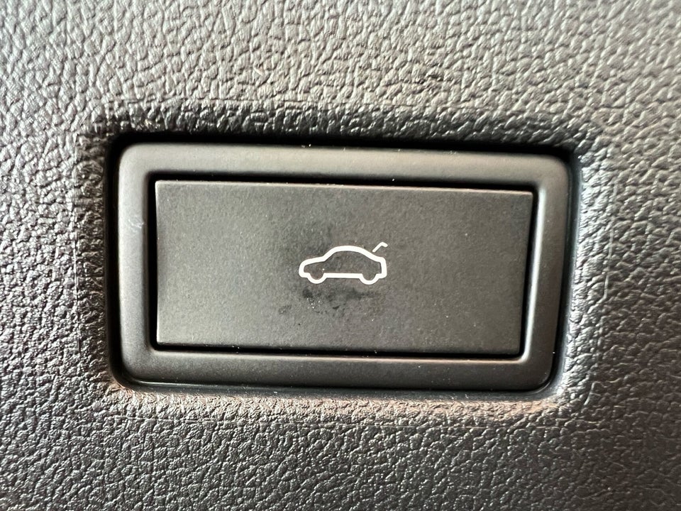 Ford Explorer 79 Premium Extended Range AWD 5d