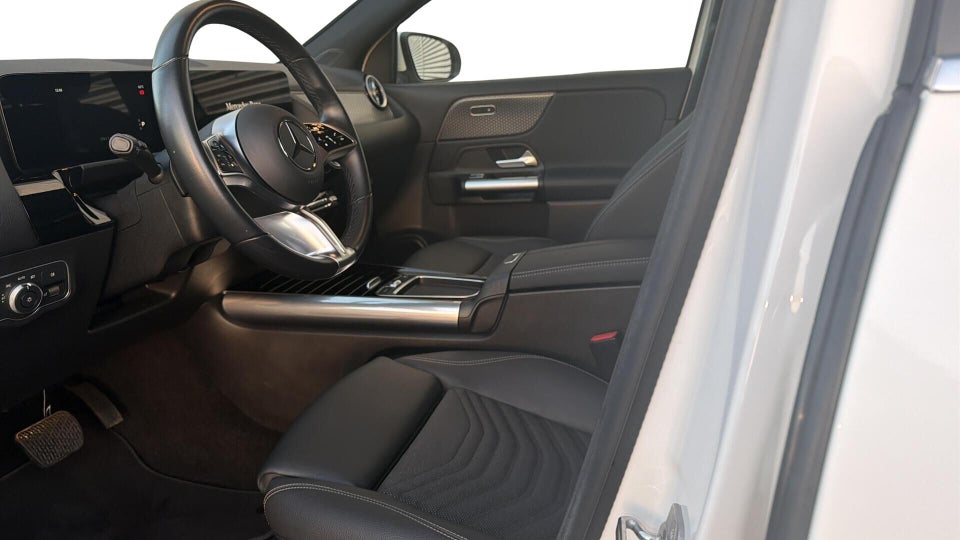 Mercedes EQA250+ Progressive 5d