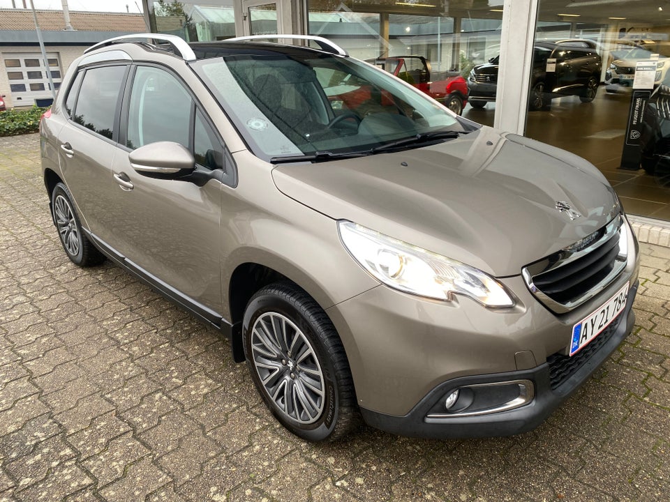 Peugeot 2008 1,2 VTi 82 Active Sky 5d