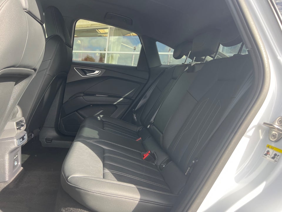 Audi Q4 e-tron 45 S-line Sportback quattro 5d