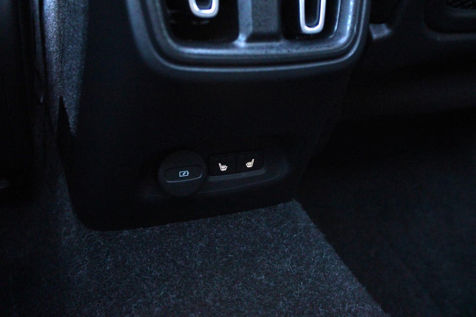 Volvo XC40 P8 ReCharge Twin Ultimate 5d