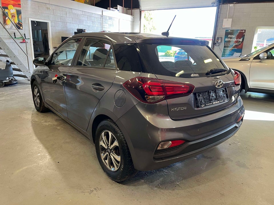 Hyundai i20 1,0 T-GDi Summer Style DCT 5d