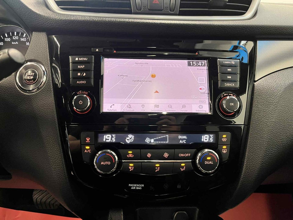 Nissan Qashqai 1,3 Dig-T 160 Tekna 5d