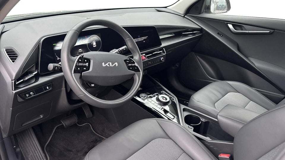 Kia Niro 64 EV Prestige 5d