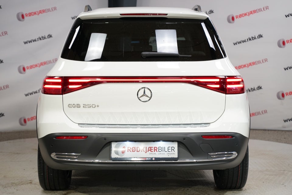 Mercedes EQB250+ Progressive 5d