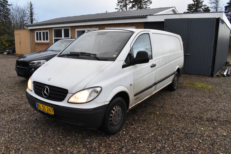 Mercedes Vito 111 2,0 CDi Kassevogn XL 4d