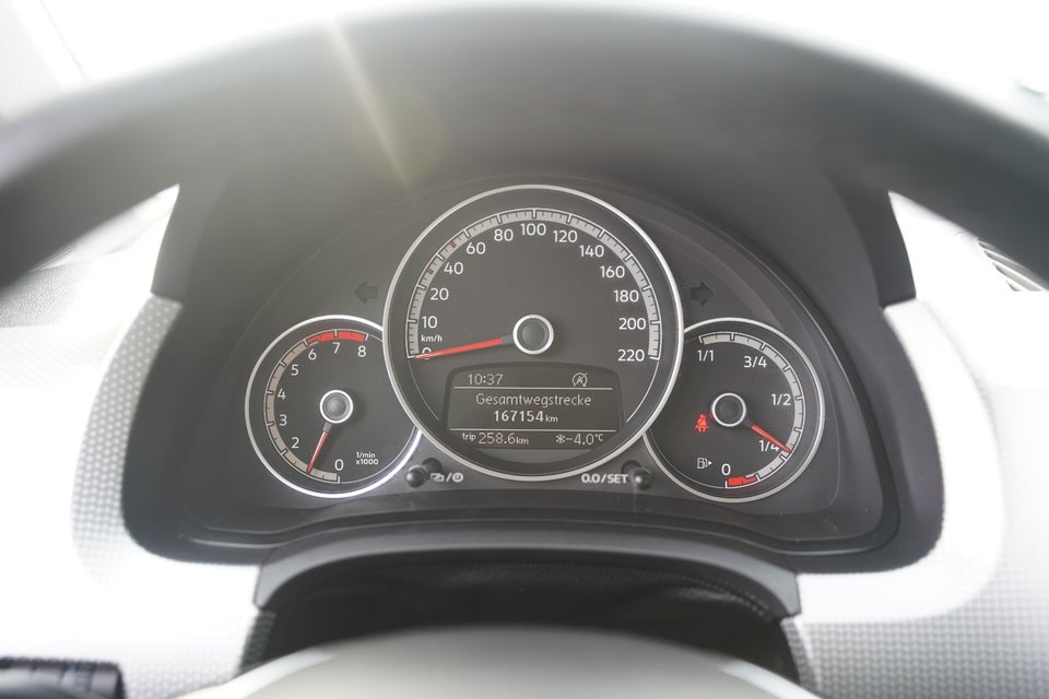 VW Up! 1,0 TSi 90 High Up! BMT 5d