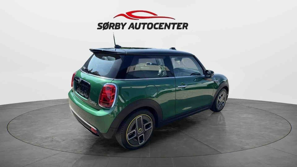 MINI Cooper SE Classic Trim 3d