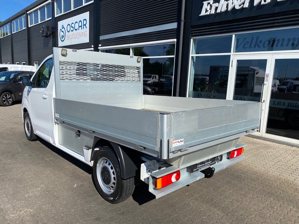 Peugeot Expert 2,0 BlueHDi 144 L2 Chassis 2d