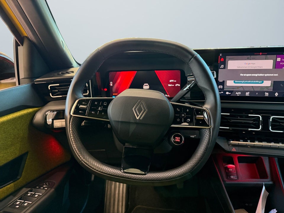 Renault 5 E-Tech 52 Iconic 5d