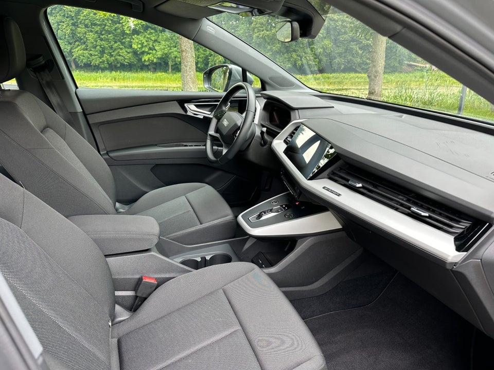 Audi Q4 e-tron 35  5d