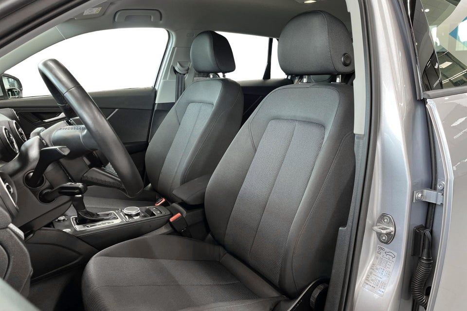 Audi Q2 35 TFSi Prestige S-tr. 5d