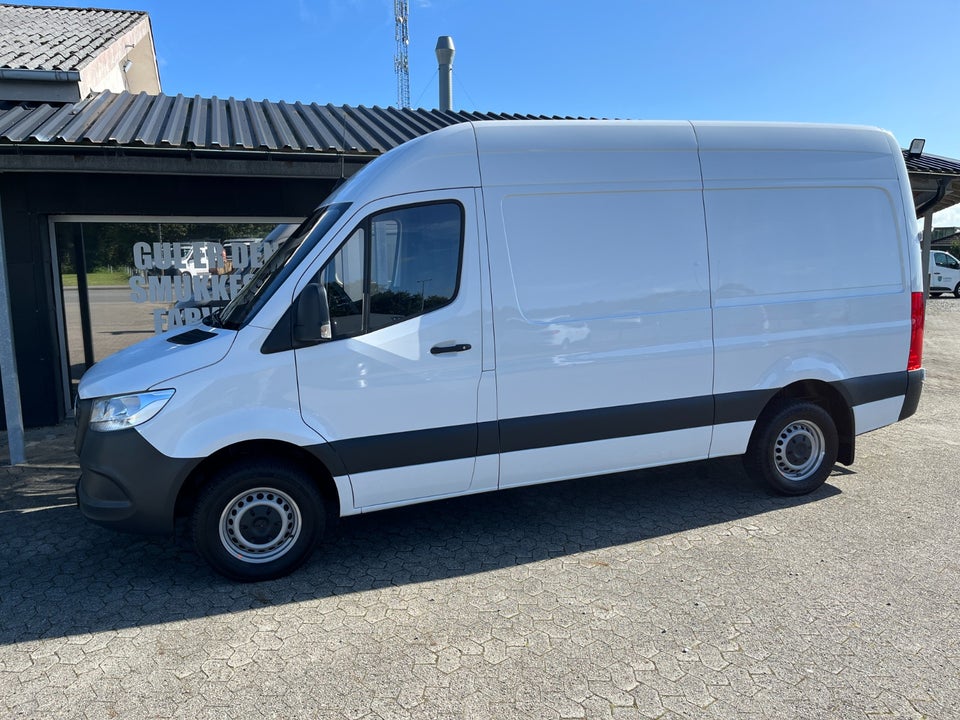 Mercedes Sprinter 317 2,0 CDi A2 Kassevogn aut. RWD