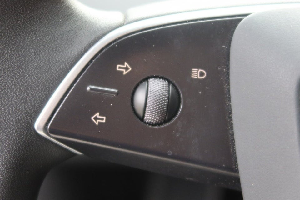 Tesla Model 3 RWD 4d