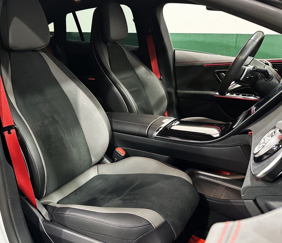 Mercedes EQE350 AMG Line 4d