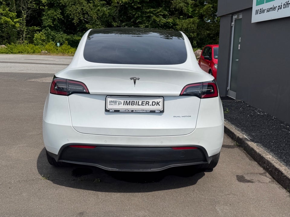 Tesla Model Y Long Range AWD 5d