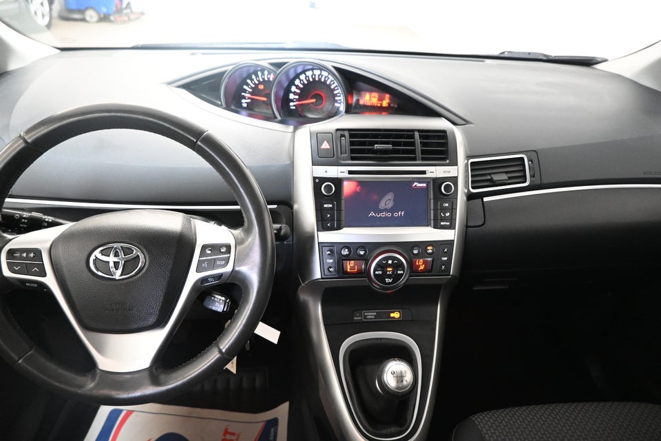 Toyota Verso 1,8 VVT-i T2 Vision 7prs 5d