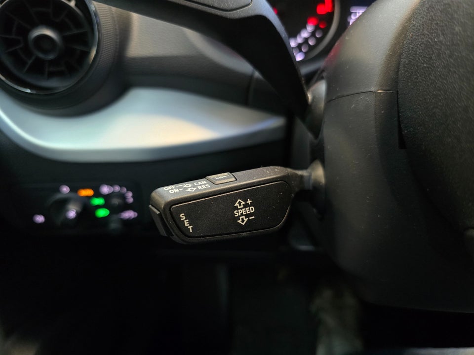 Audi Q2 1,4 TFSi 150 Sport S-tr. 5d