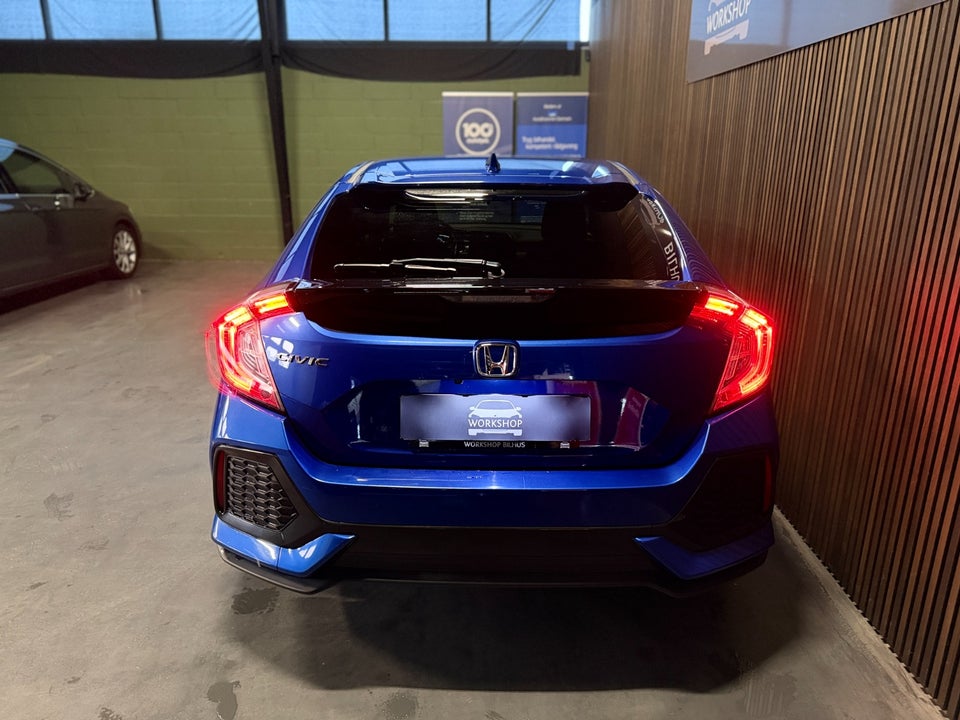 Honda Civic 1,0 VTEC Turbo Elegance 5d