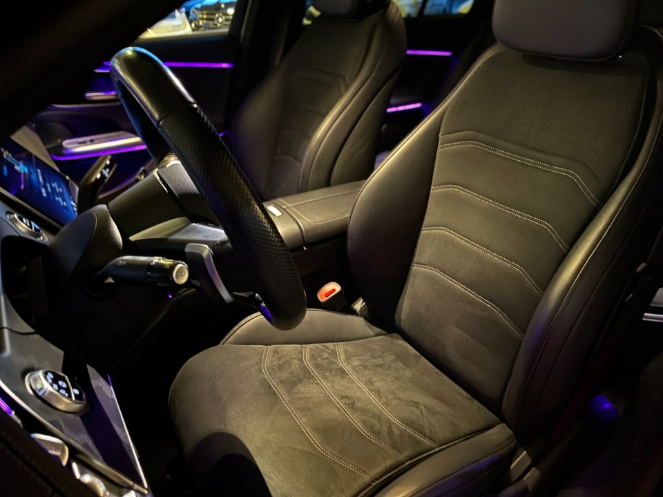 Mercedes E300 de 2,0 AMG Line stc. aut. 5d