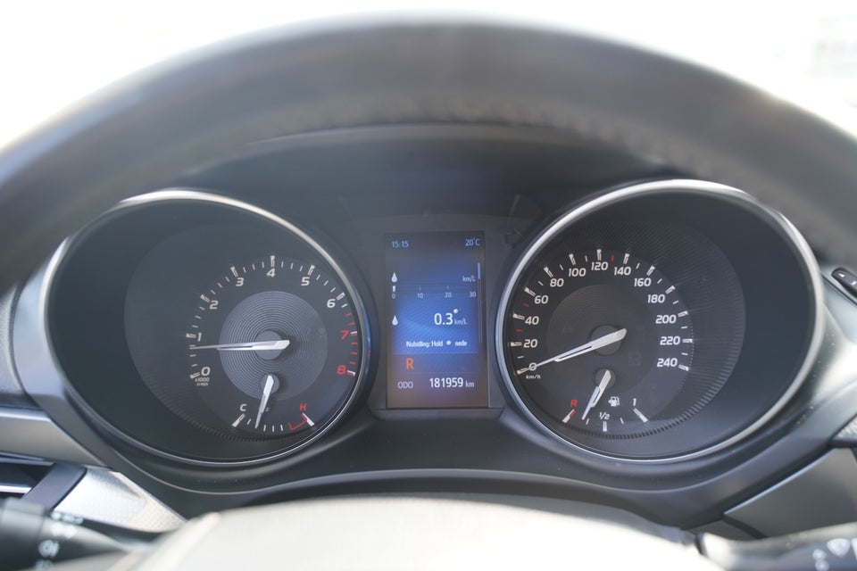 Toyota Avensis 1,8 VVT-i T2 Touring Sports MDS 5d