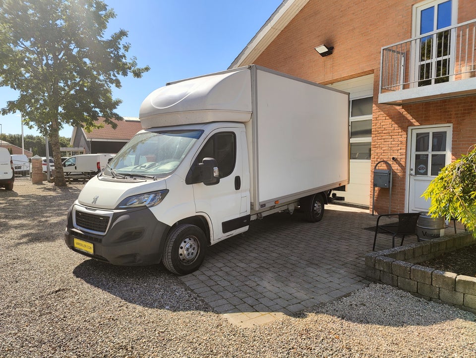 Peugeot Boxer 335 2,2 BlueHDi 165 L3 Alukasse m/lift 2d