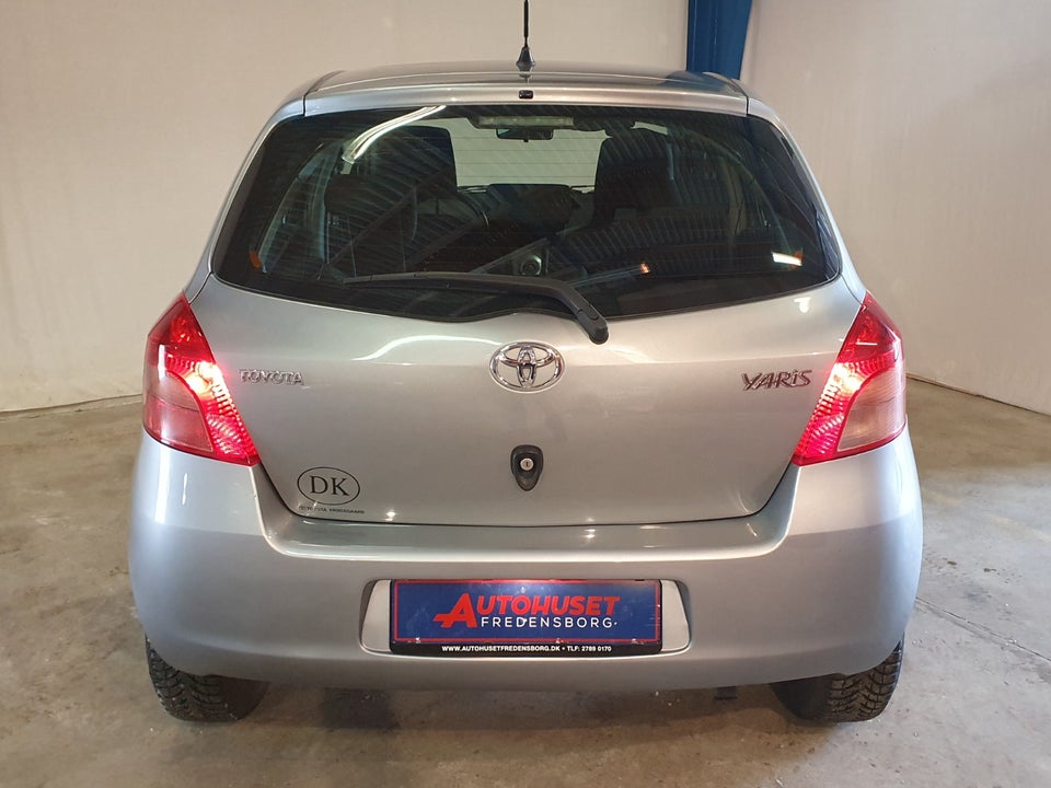 Toyota Yaris 1,3 Luna 5d