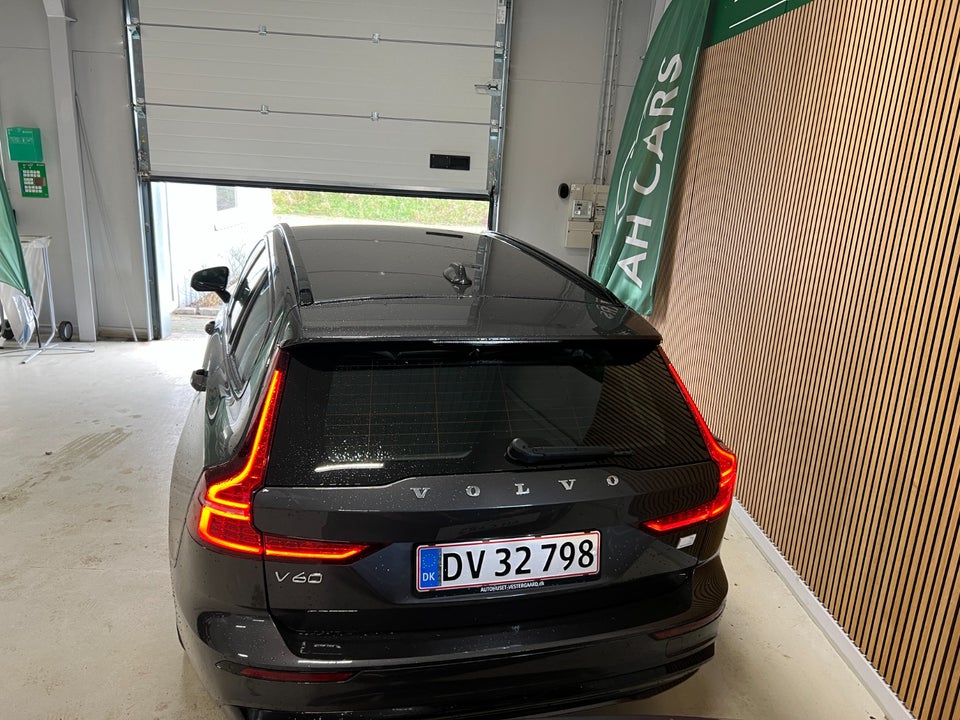 Volvo V60 2,0 T6 ReCharge Plus Dark aut. AWD 5d