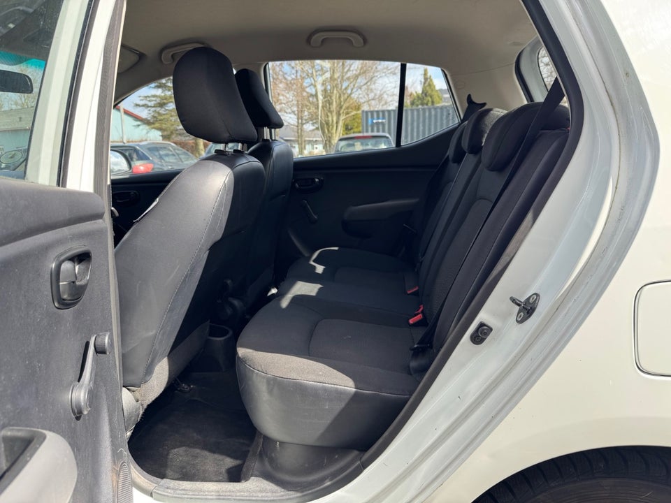 Hyundai i10 1,1 Classic 5d