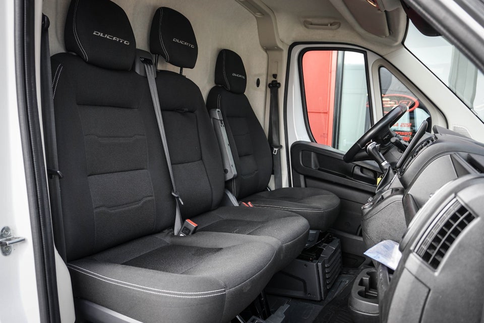 Fiat Ducato 35 2,2 MJT 160 Kassevogn L3H2 Pro+ aut.