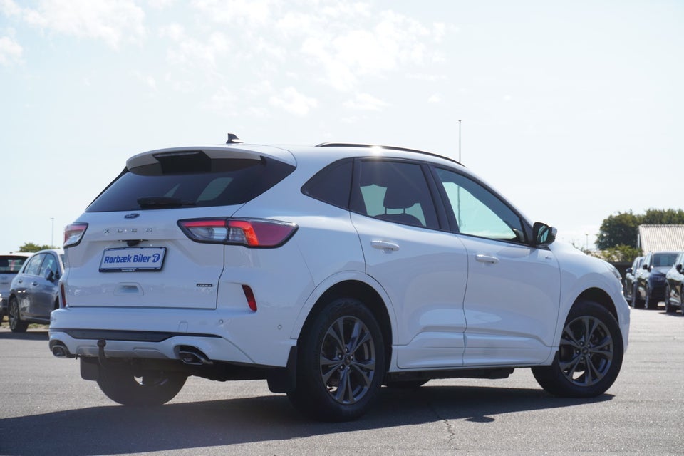 Ford Kuga 2,5 PHEV ST-Line CVT 5d