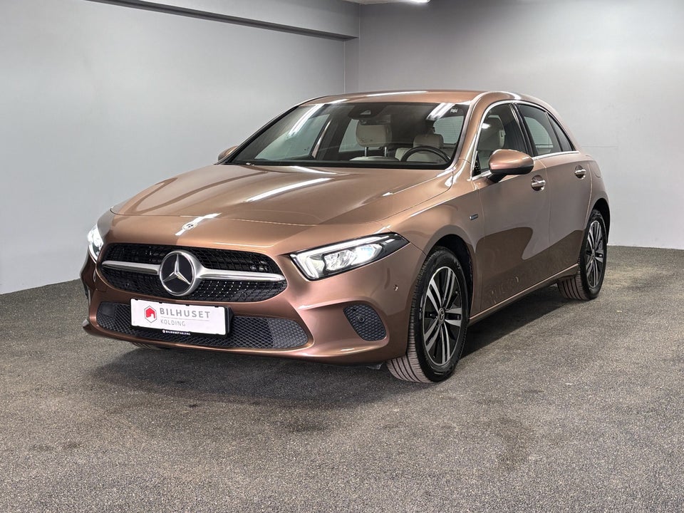 Mercedes A250 e 1,3 Progressive aut. 5d