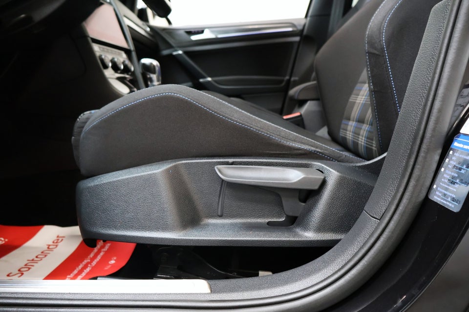 VW Golf VII 1,4 GTE DSG 5d
