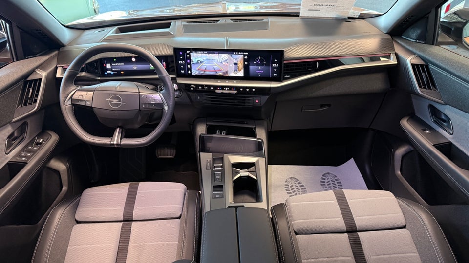 Opel Grandland-e 73 GS Sky 5d