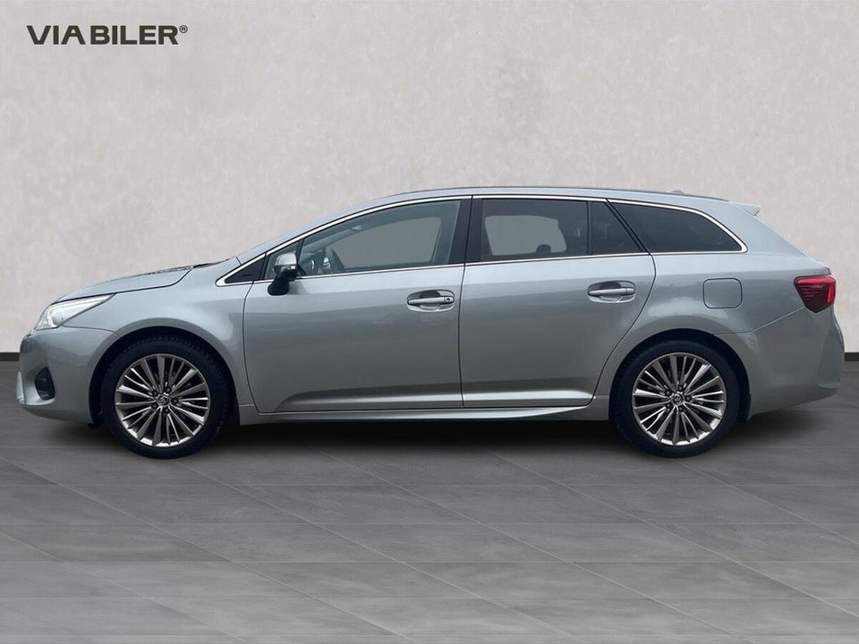 Toyota Avensis 1,8 VVT-i T2 Premium Touring Sports MDS 5d