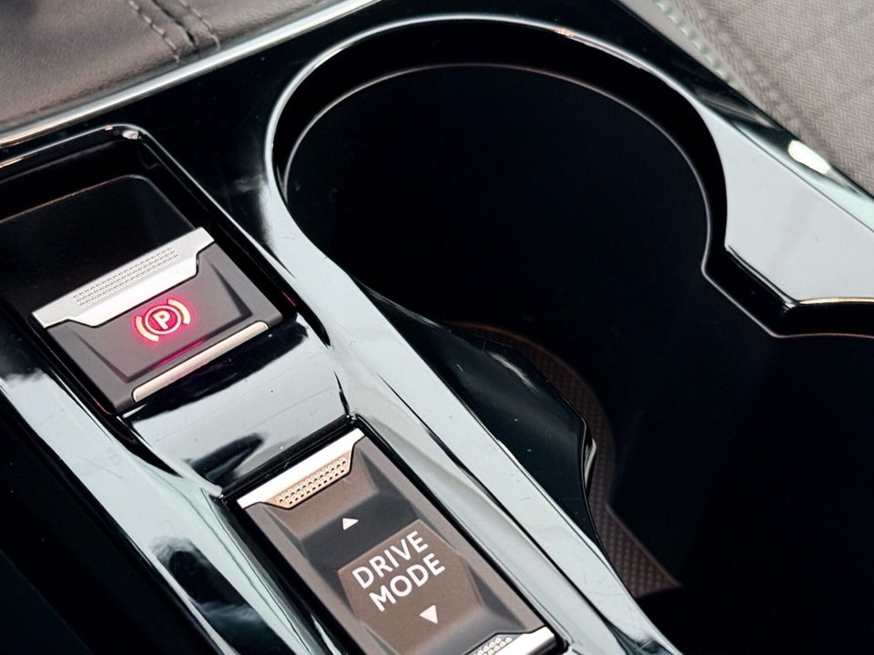 Peugeot 208 1,2 PureTech 100 Allure 5d