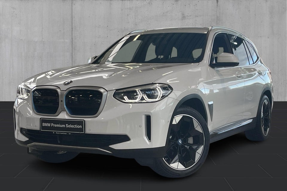 BMW iX3 Charged Impressive 5d