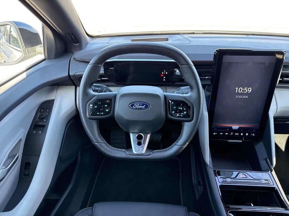 Ford Capri 77 Premium Extended Range 5d