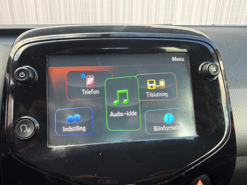 Peugeot 108 1,0 e-VTi 69 Allure+ 5d