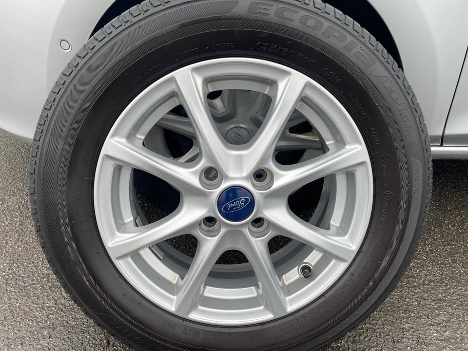 Ford Fiesta 1,0 EcoBoost mHEV Titanium 5d