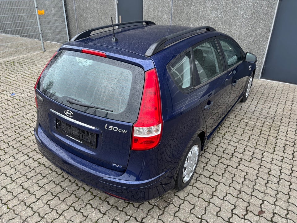 Hyundai i30 1,6 CRDi 90 Blue Drive 5d