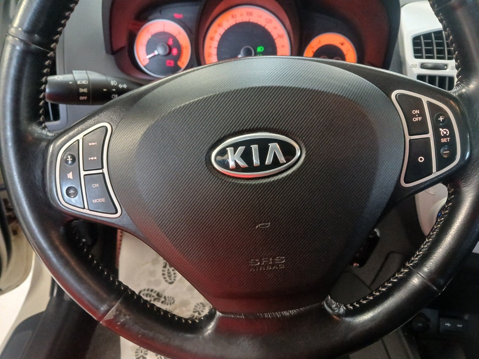Kia Ceed 1,6 CRDi Sport 5d