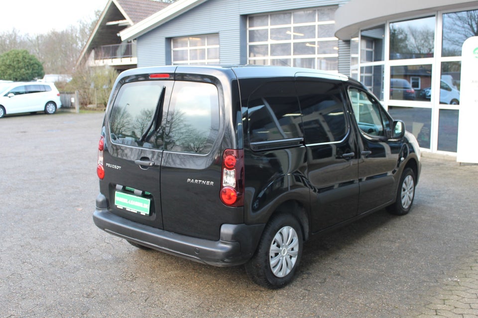 Peugeot Partner 1,6 BlueHDi 100 L1 Flex Van 5d